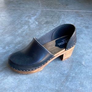 Sandgrens Brett - Black Clogs